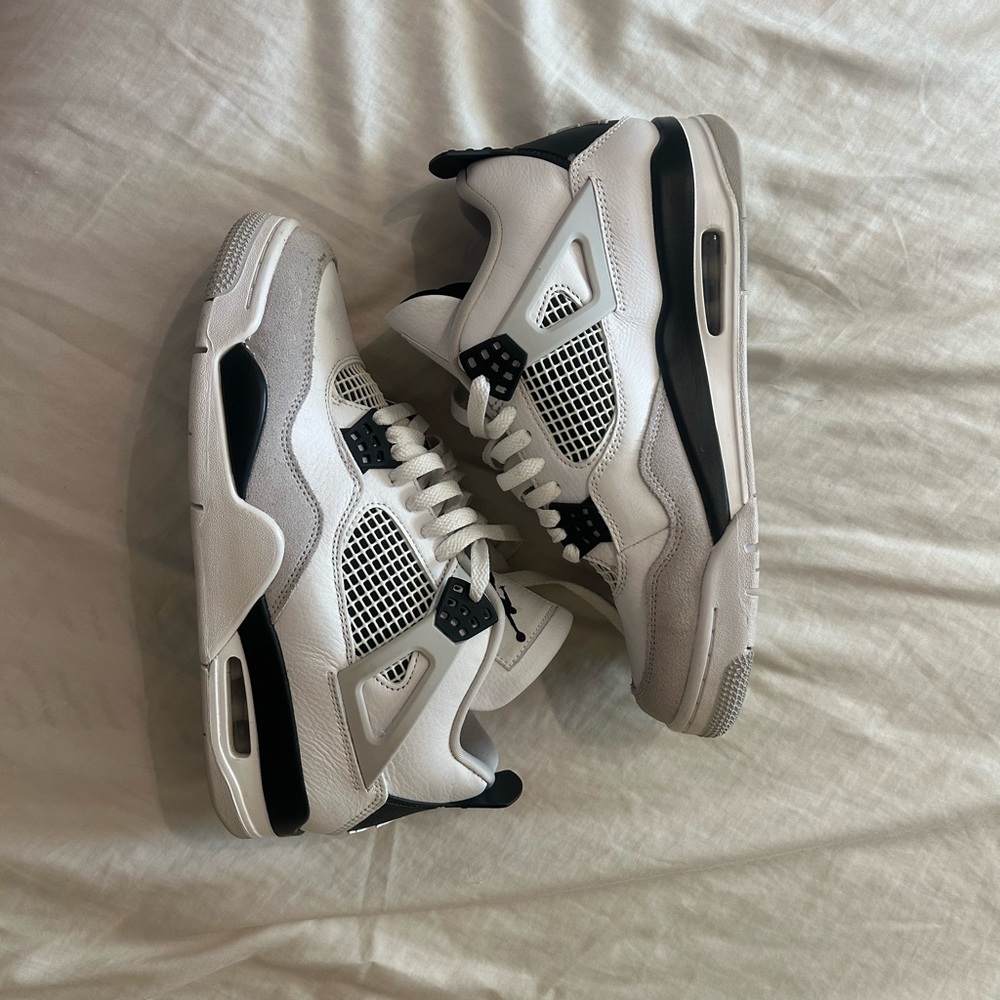 Men's White and Black Sneakers